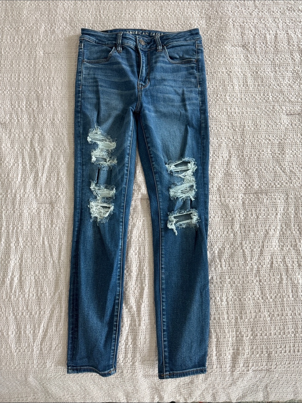 American Eagle Outfitters Distressed Dark Blue Skinny Jeans - Women
